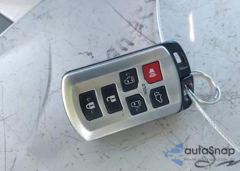 2015 Toyota Sienna Xle 8 Passenger из США, поврежденный, VIN 5TDYK3DC3FS614324